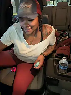 HaloRodeoLover2 Adlı Modelin Web Kamerası Şovu