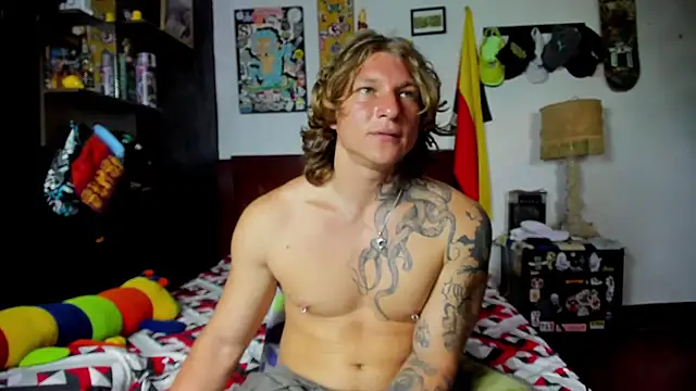 Tom_Krakow Chat XXX live