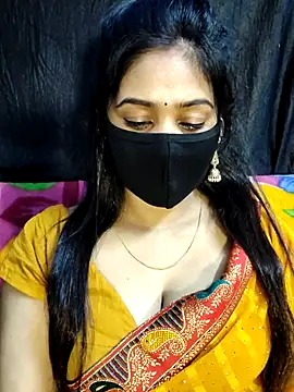 Chat +18 de Monalisha_G ao vivo