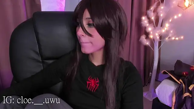 Chat +18 de cloe__palmer ao vivo