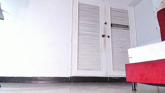 MAISE_HILL1's Live XXX Chat