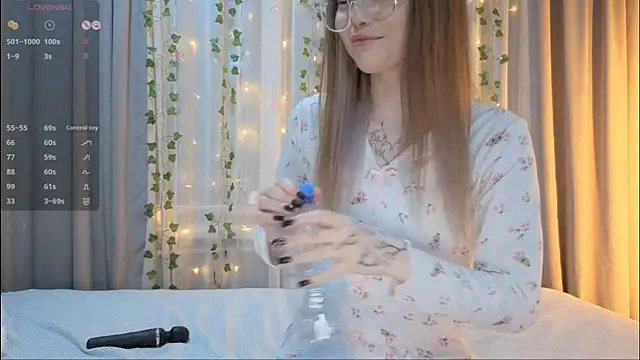 Czat XXX na żywo – CarolinePepper