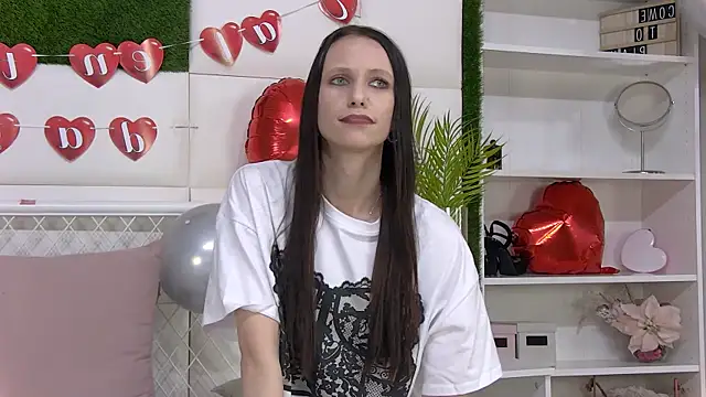 Czat XXX na żywo – TaraHarris