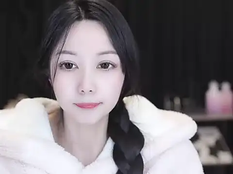 XXX chat uživo modela Nuyoah-77