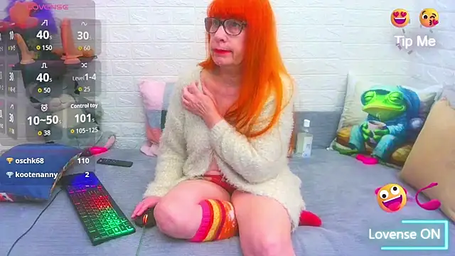 Sembang XXX Secara Langsung RedHousewife