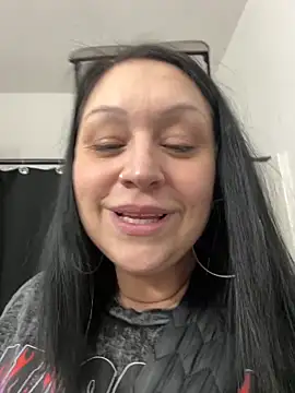 AlyssiaAmoreXO 即時 XXX 聊天