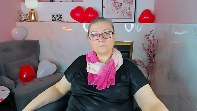 AlexandraKindのライブXXXチャット