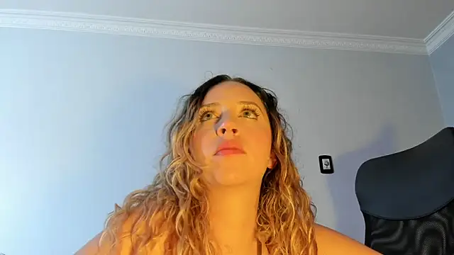 دردشة Pamela_Squirtt الجنسية المباشرة