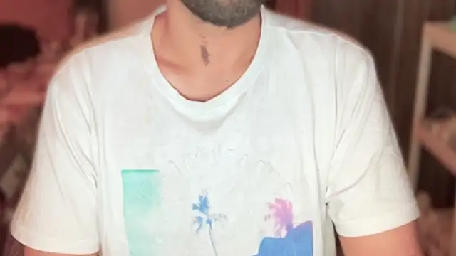 MakeMeAwareAah Chat XXX in diretta