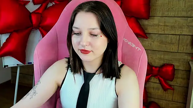 TinnaBurton 라이브 XXX 채팅