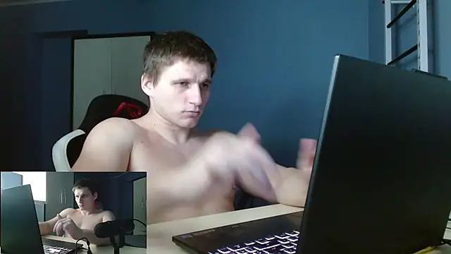 Poliglotjoe1 Chat XXX in diretta