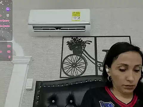 XXX chat uživo modela Riley_Reid_Milf