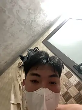 NHMDuc Chat XXX in diretta