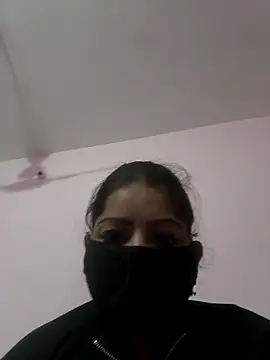 Suhanahotty1 live XXX chat