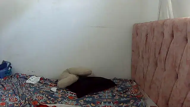 charrysexy1 Show Webcam