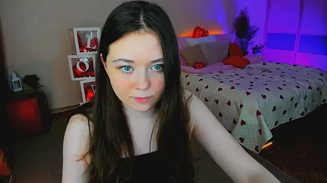 AlluringLookk: вебкам-шоу