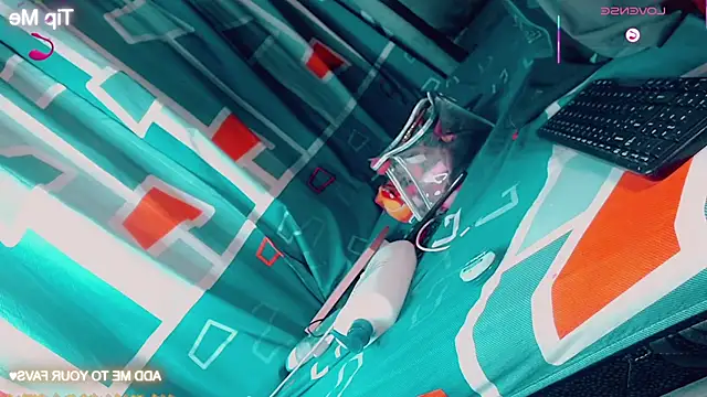 CharlotteBigCock – Live XXX-chat