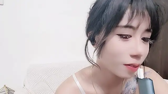 Chat +18 de Fine-sand ao vivo