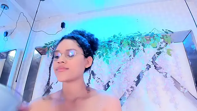 Chatroom XXX en direct de Lilithadams1