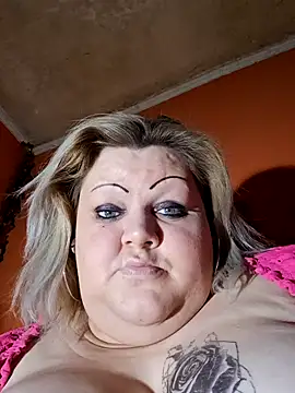 Webkamerová show ducicsajsziii