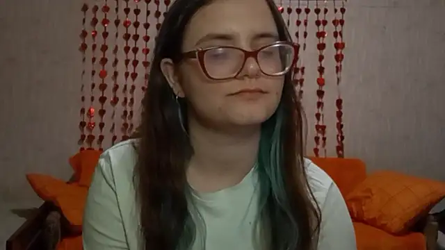 MiyabeeeのライブXXXチャット