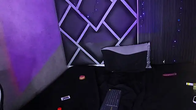 Philipp-Jones Webcam Show