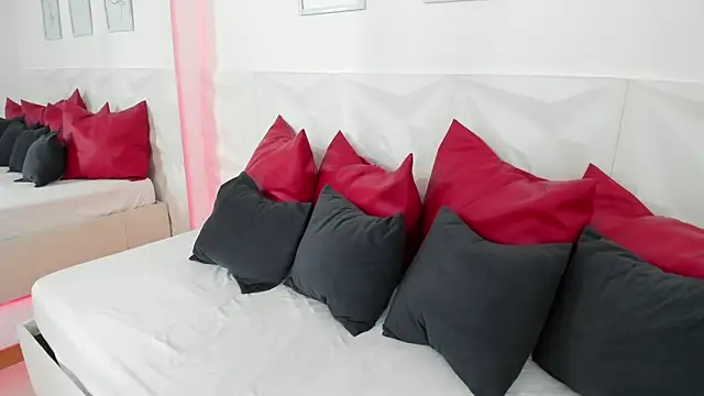 naomi_amoretti 라이브 XXX 채팅