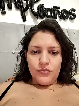 Chat +18 de Mia_Hampton ao vivo