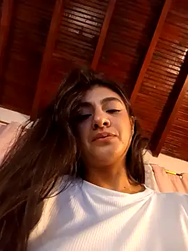 Chatroom XXX en direct de Arii_Anna