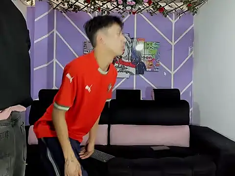 heyy_noah11 Adlı Modelin Web Kamerası Şovu