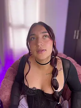 _Tammyy Adlı Modelin Canlı XXX Sohbeti