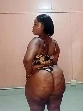 Luciouslips00 网络视讯表演