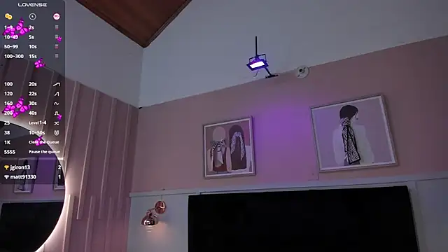 elodie_walkern Live XXX chat