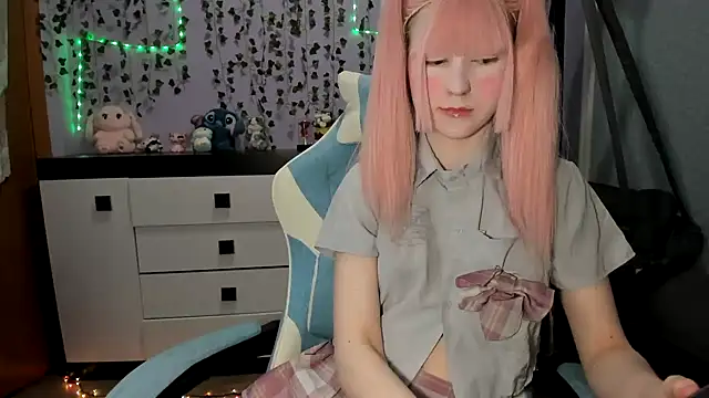 Yoonhee_kin Live XXX chat