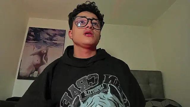 แชท XXX สดของ Adonibaskerville4