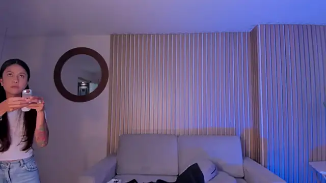 Chatroom XXX en direct de ErikaBenz_