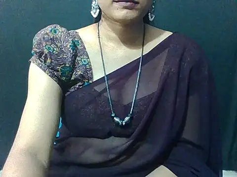 Thilothama_Vaishu Chat XXX in diretta