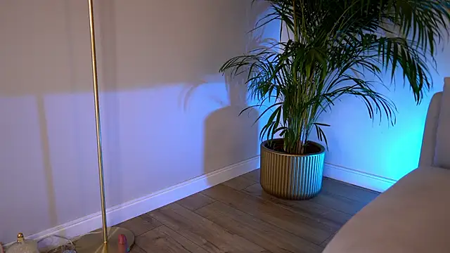 แชท XXX สดของ Tinydoll_XO