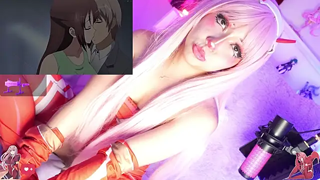 Chat XXX en directo de Kira--