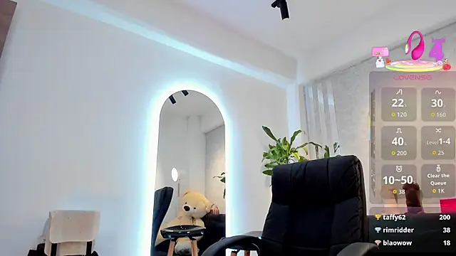 lily_cash1: απευθείας συνομιλία ΧΧΧ