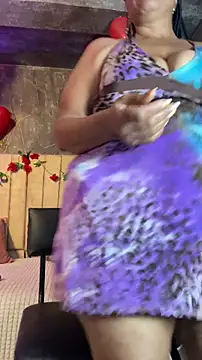 AranzalatinBlaks1のライブXXXチャット