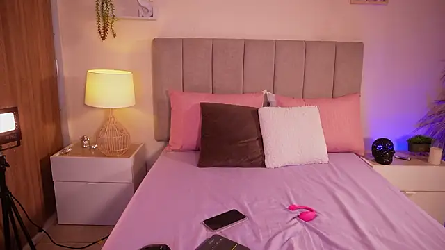 Онлайн чат XXX curvyliciousss