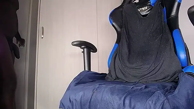 MAXJONES_2 webkamerás műsora