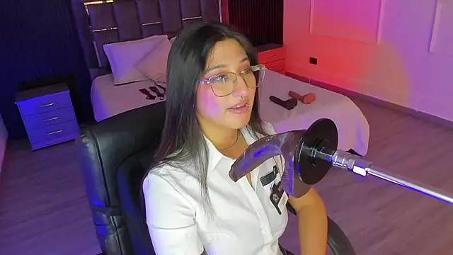 Gabrielakassi's Live XXX Chat