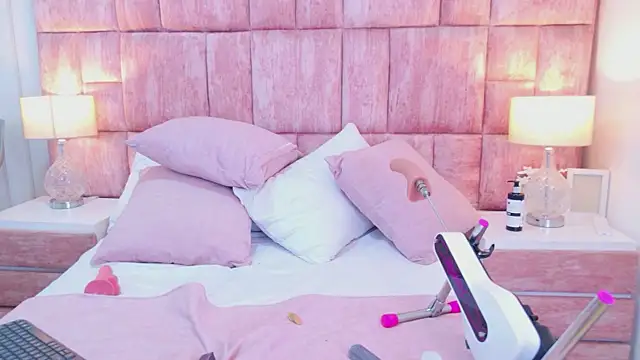 ScarlettFoox: онлайн-секс-чат