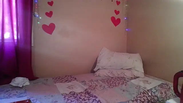 Chatroom XXX en direct de imsohornydacom