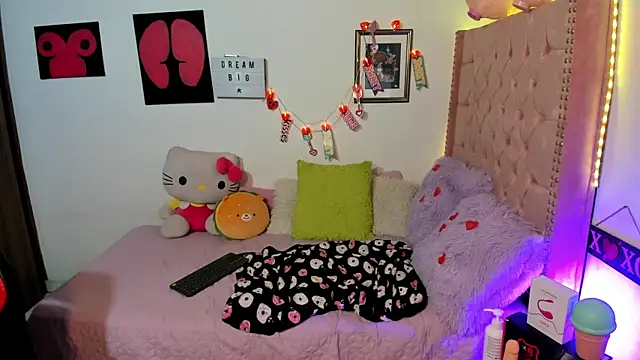 LillyCandy: απευθείας συνομιλία ΧΧΧ