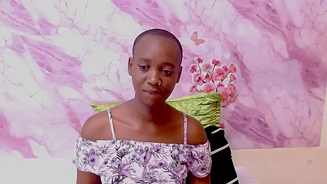 EbonyOlive69 লাইভ XXX চ্যাট