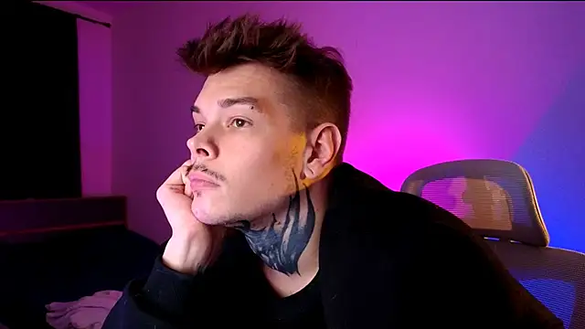 DENIS_HERE Live XXX-Chat