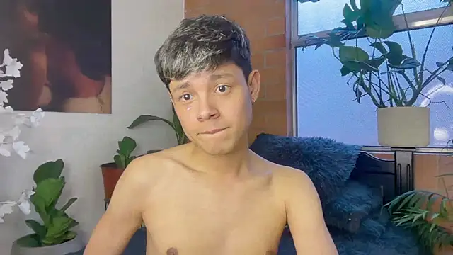 XXX chat uživo modela Andy_Belier23